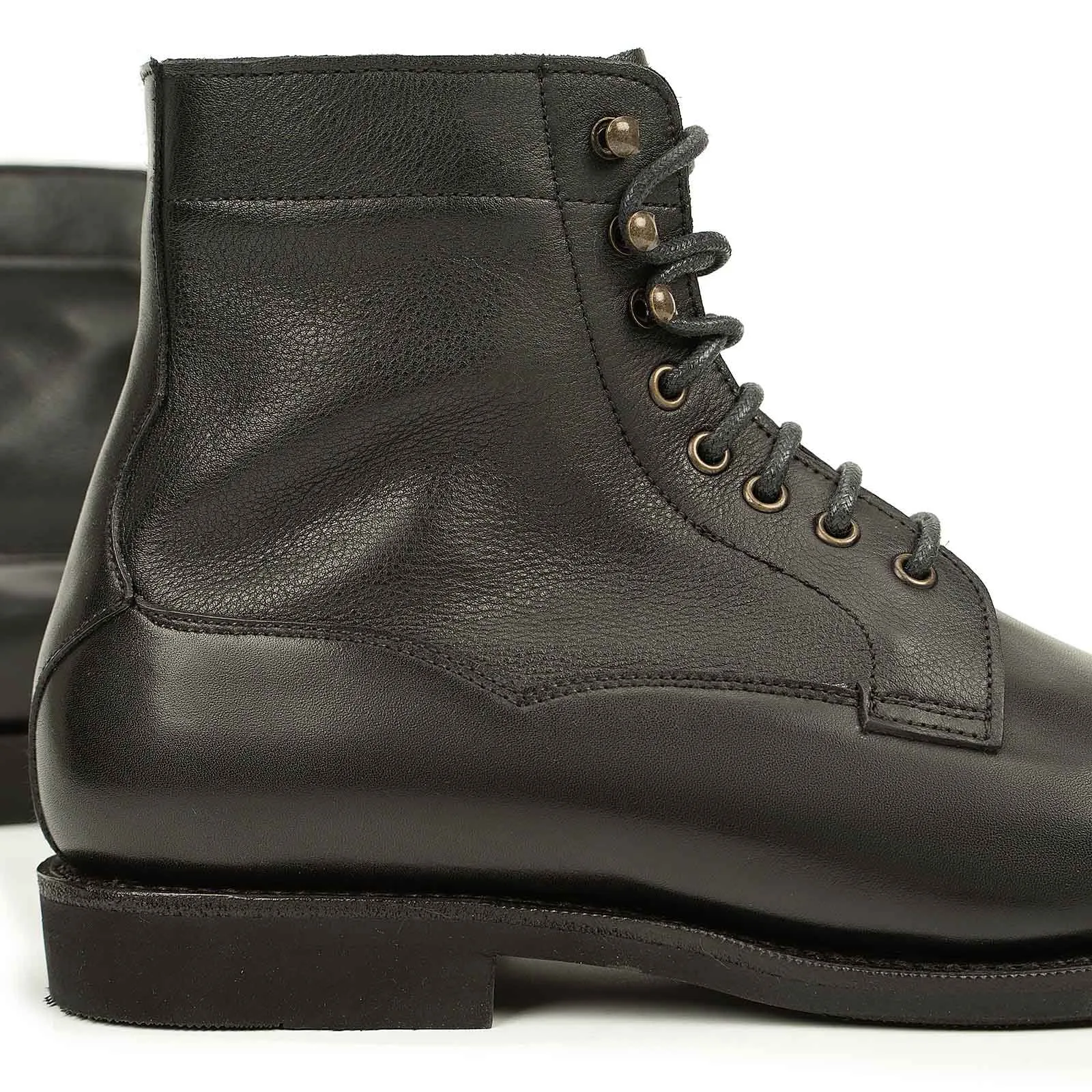 514491 – Black Calf & Softcalf – E