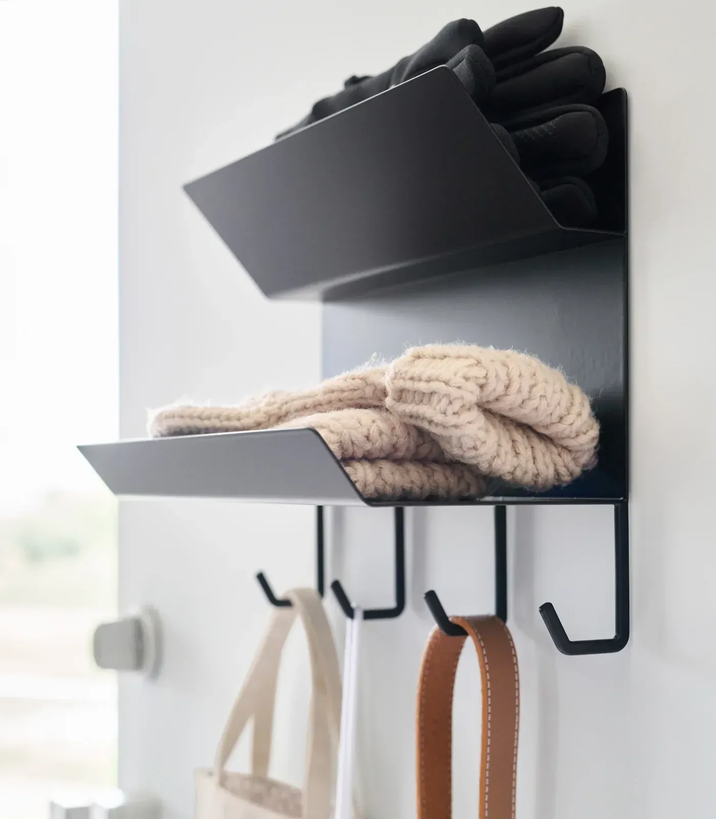 Magnetic Entryway Rack – Steel