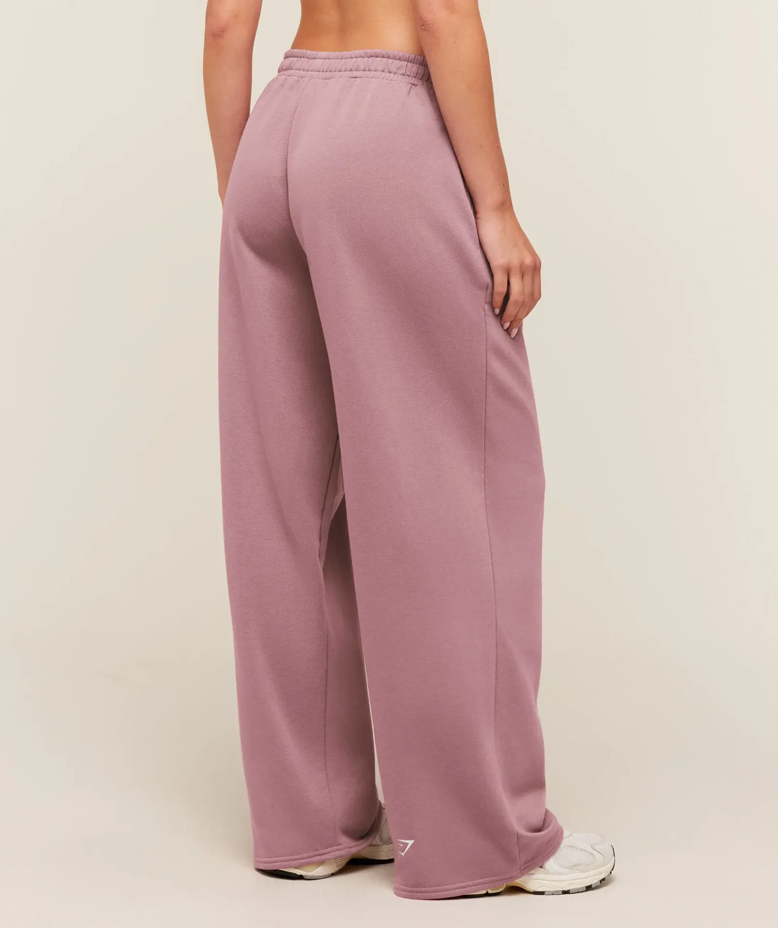 Gymshark Locked In Graphic Jogger – Calm Pink