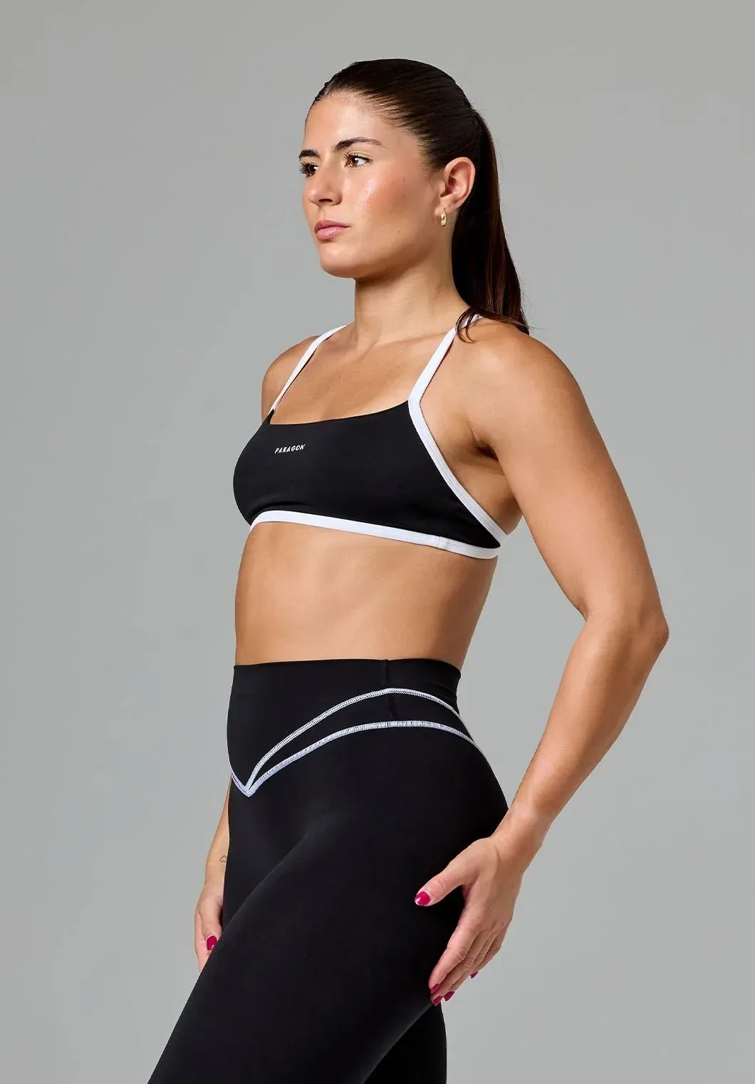 Reluna™ Contrast Square Neck Sports Bra Black