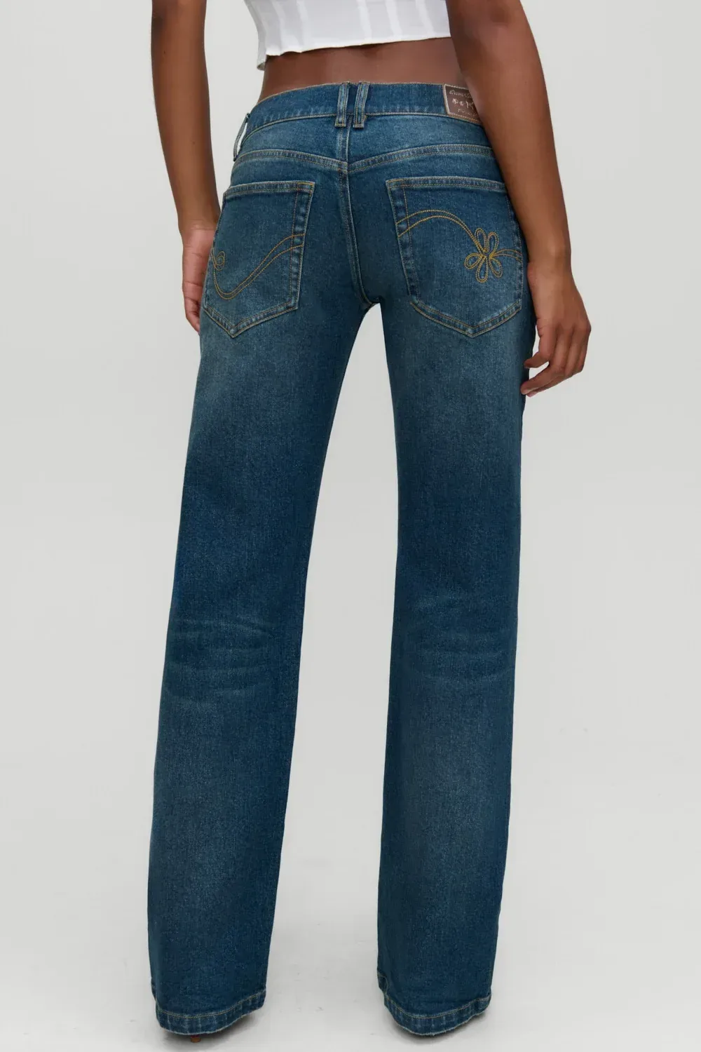 x Devon Lee Carlson Sassy Denim Jean – Vintage Fade