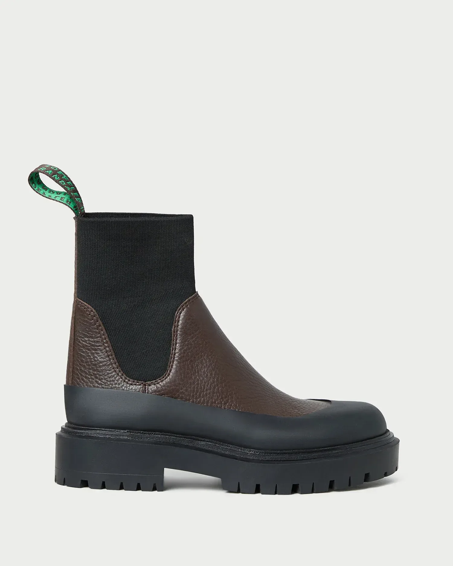 Suri Boot