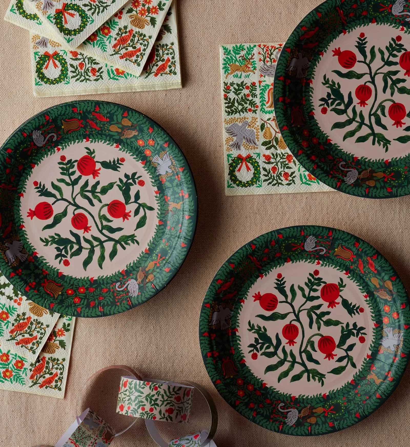 Small Paper Plates – Christmastide