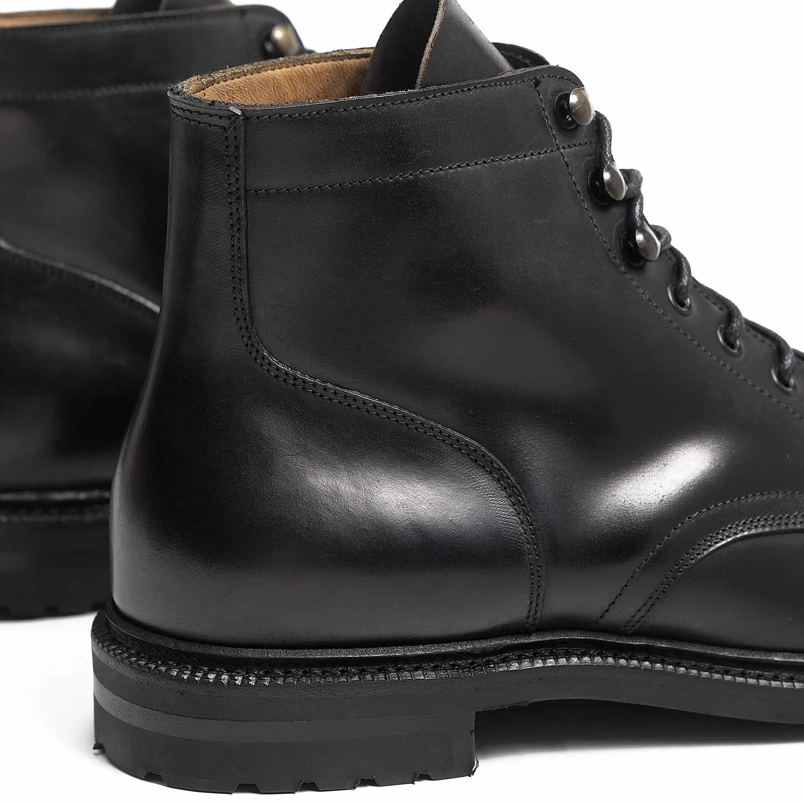 514867 – Black Heritage Shell Cordovan – E