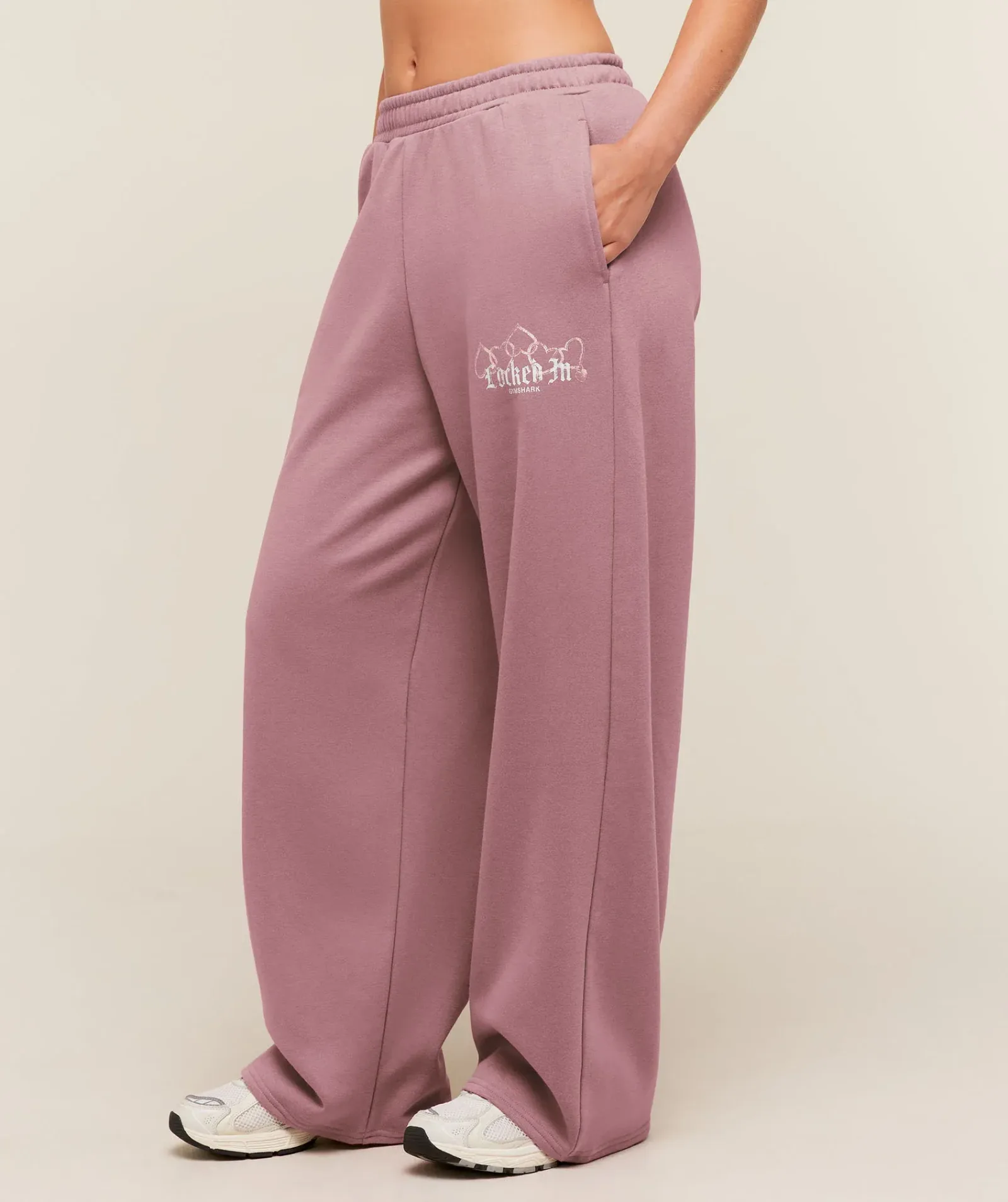 Gymshark Locked In Graphic Jogger – Calm Pink