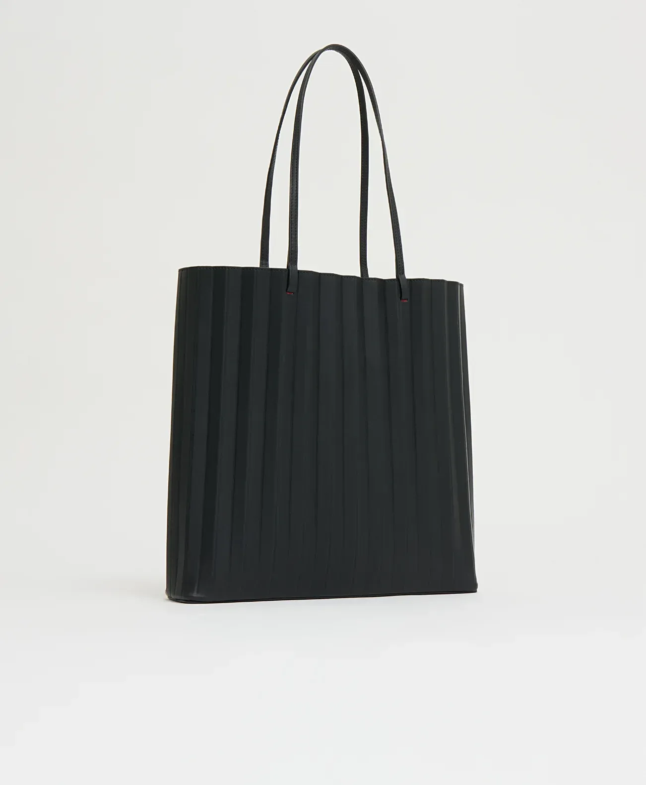 Large Pleated Filo Tote – Black/Flamma