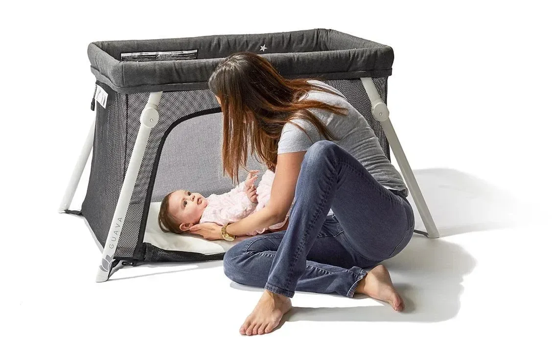 Lotus Everywhere Travel Crib
