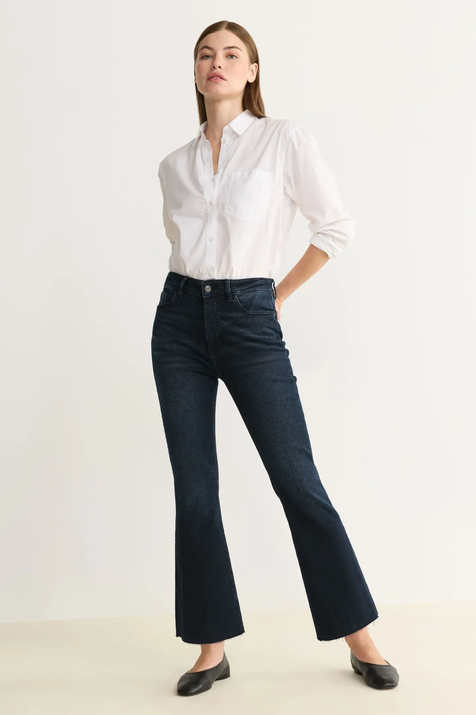 NAO – HIGH RISE BOOTCUT JEANS – RIVER RUN