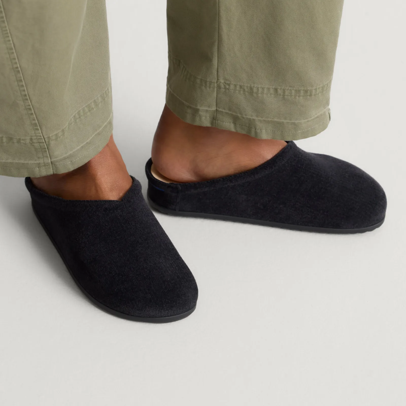 The Casual Clog – ReVelvet™ Black