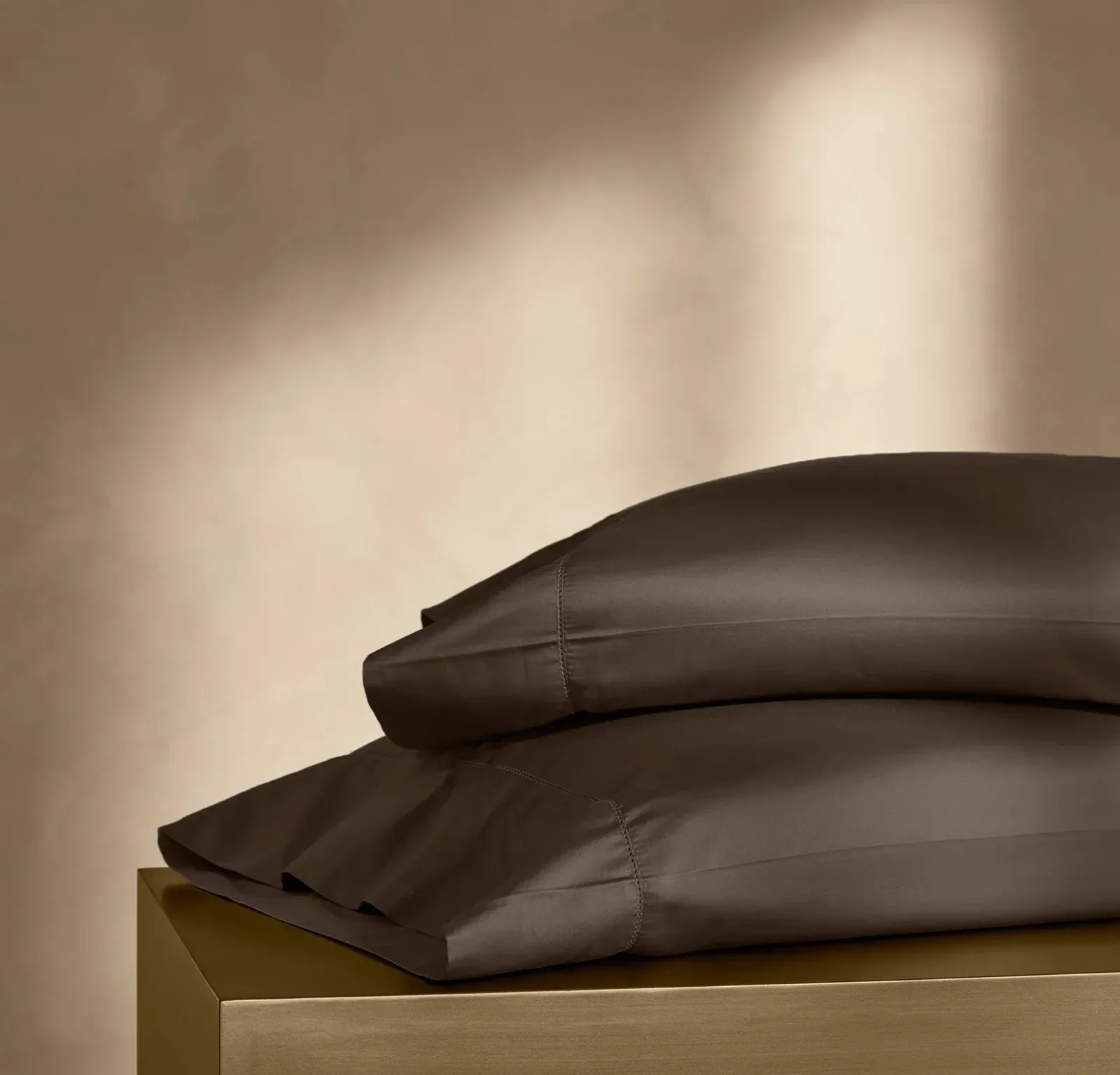 Summit Supima Pillowcase Set – Deep Walnut