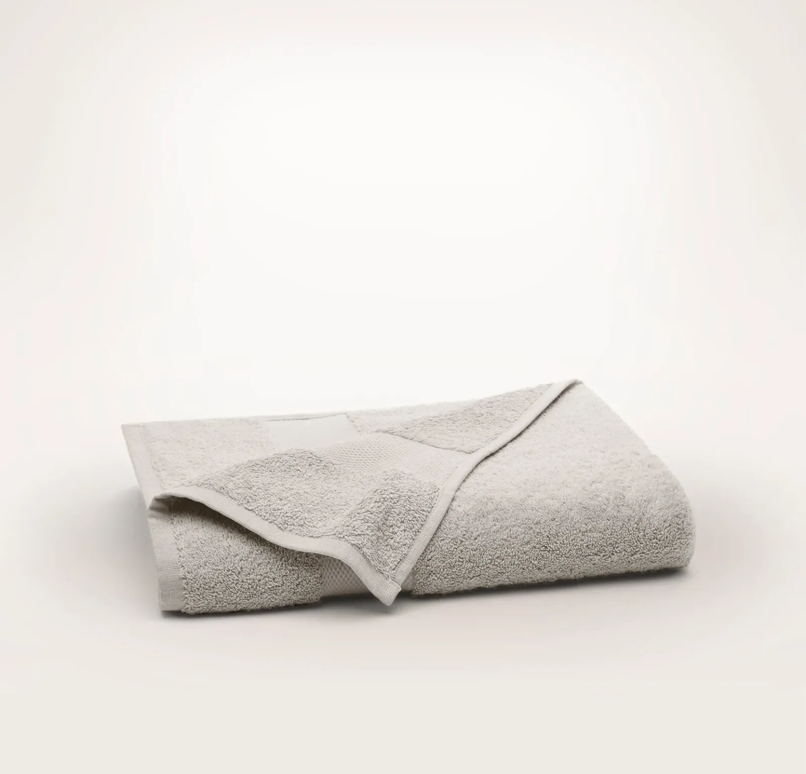 Plush Bath Towel – Pewter (Personalized)
