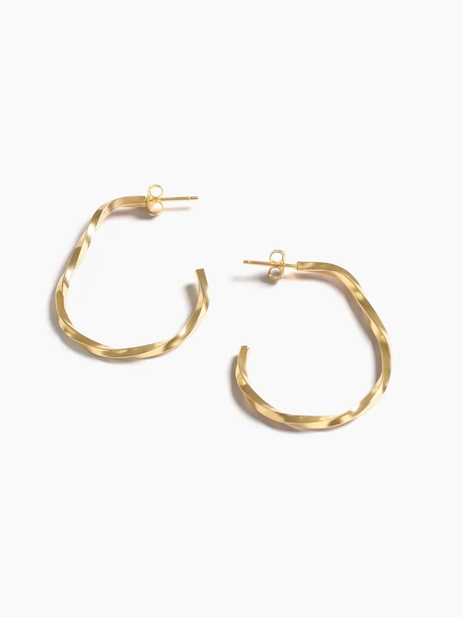 Ava Hoops