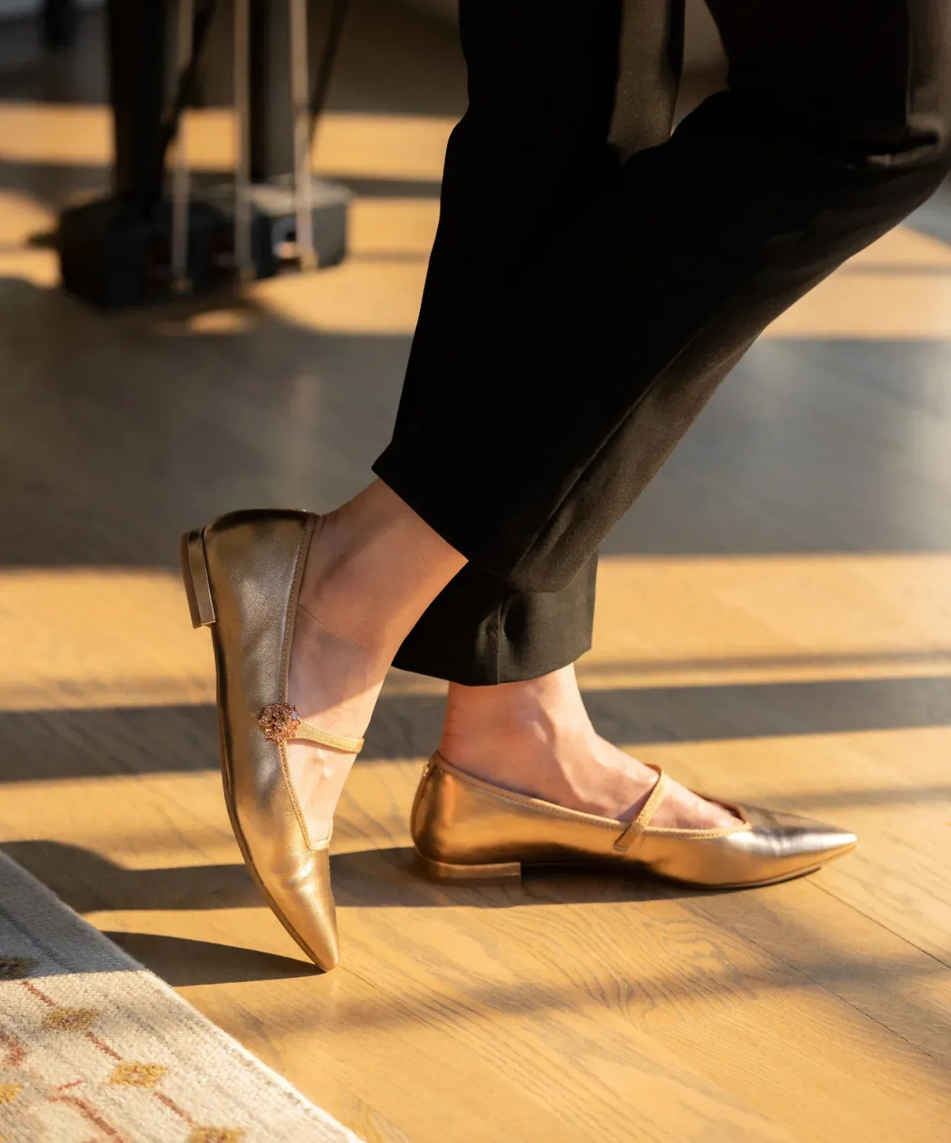The Goldfinch 15 Mary Jane – Vintage Gold Metal Leather
