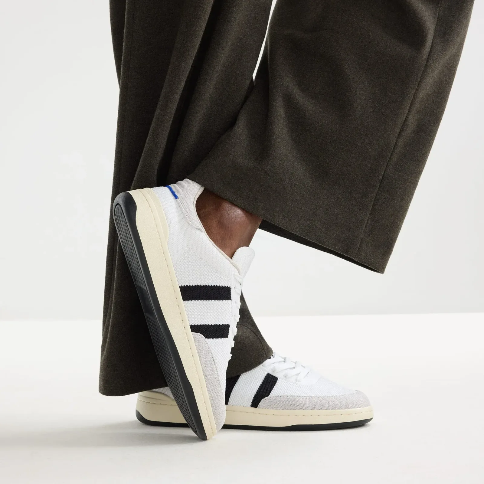 The Men's Court Sneaker – Black Drift