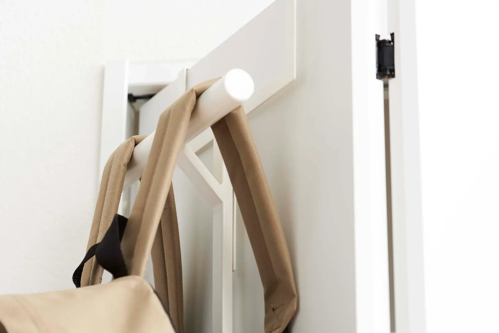 Over-the-Door Backpack Hanger – Steel