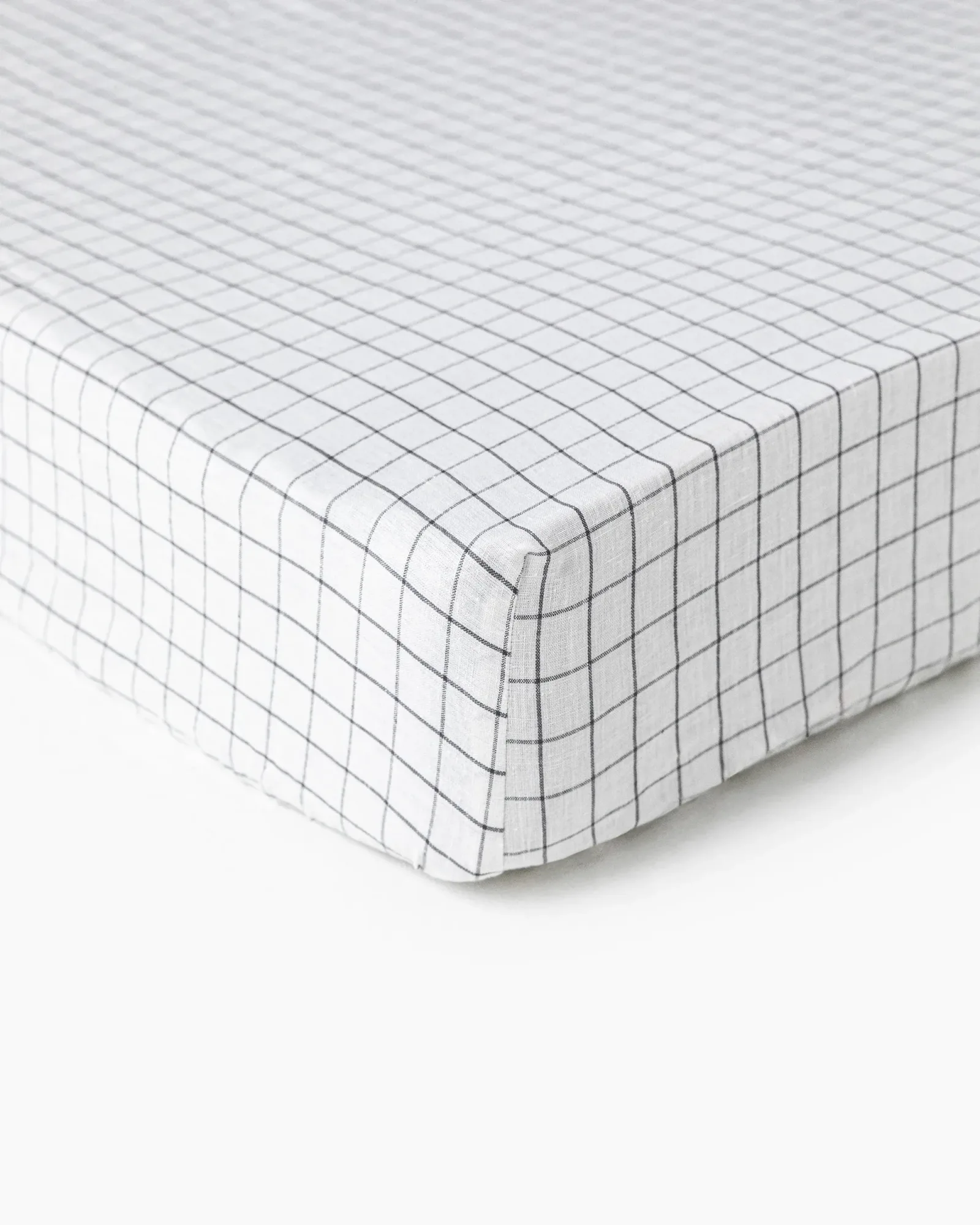 Charcoal grid linen fitted sheet