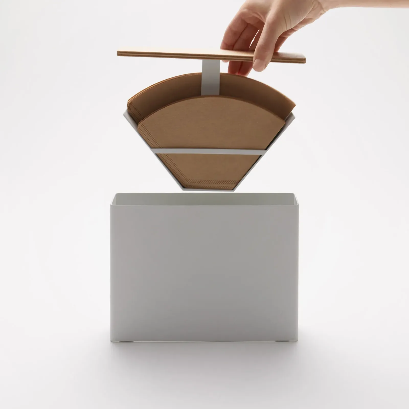 Coffee Filter Case – Size 04 – Steel + Wood