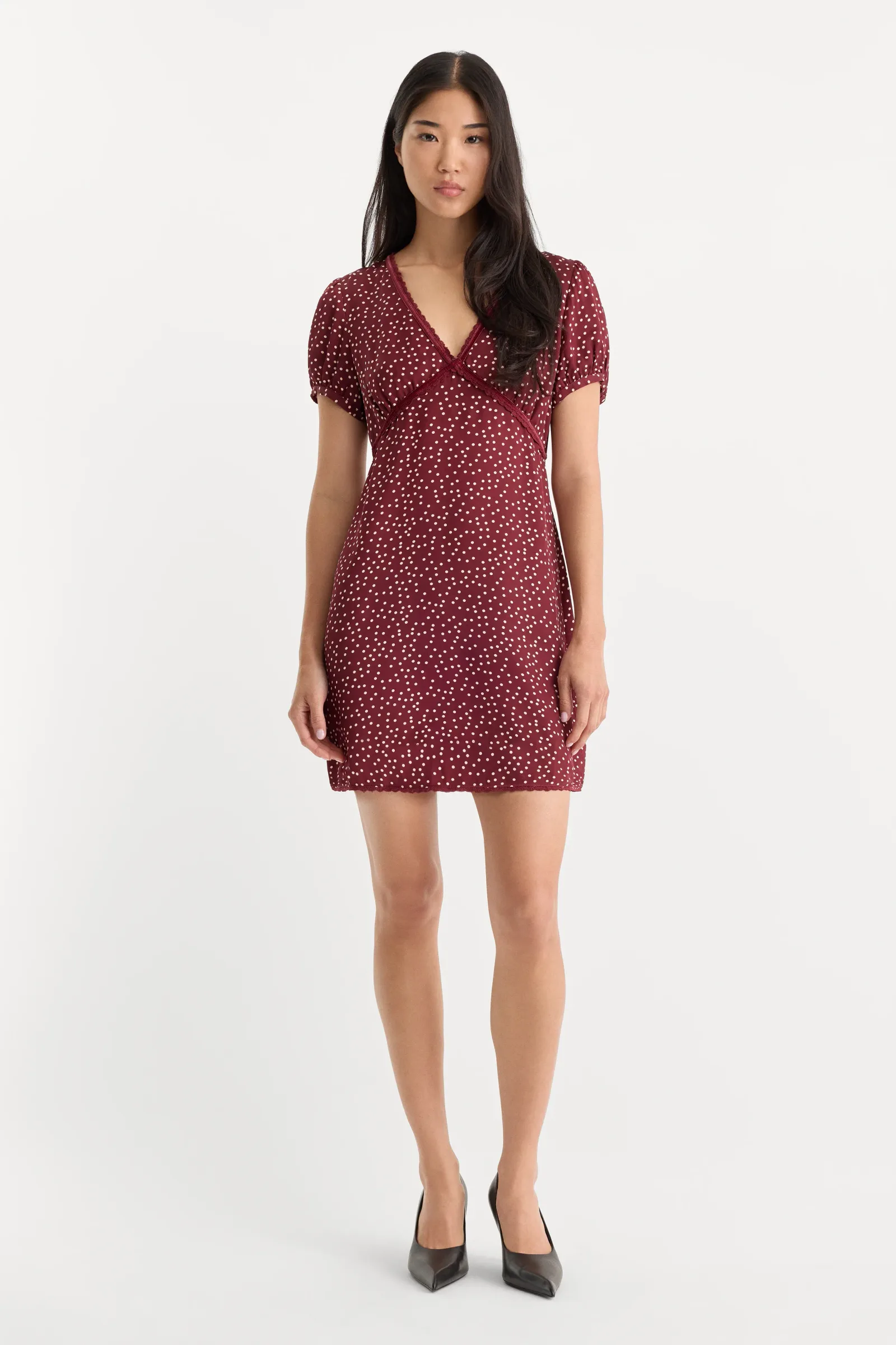THE WOVEN V NECK DRESS – BERRY NOIR PRINT