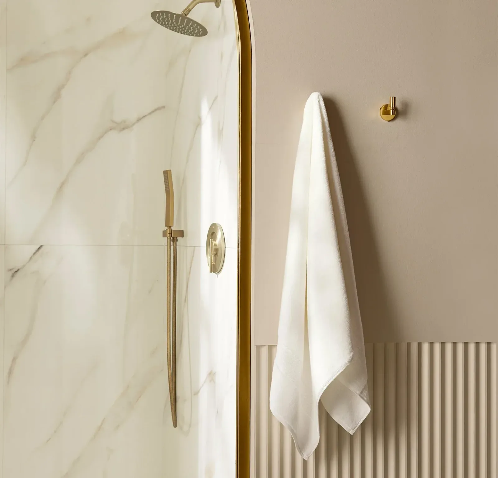 Plush Bath Towel – White (Personalized)
