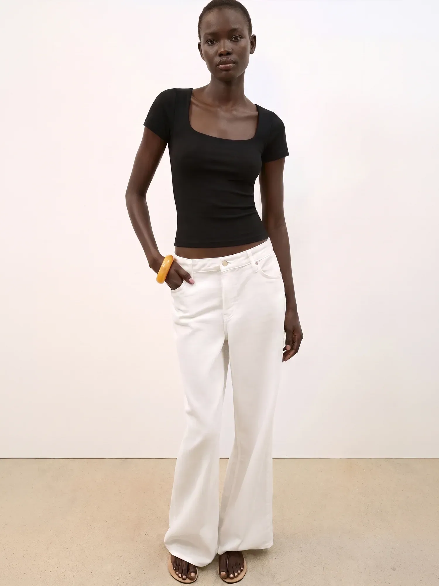 Seamless Scoop Neck T-Shirt