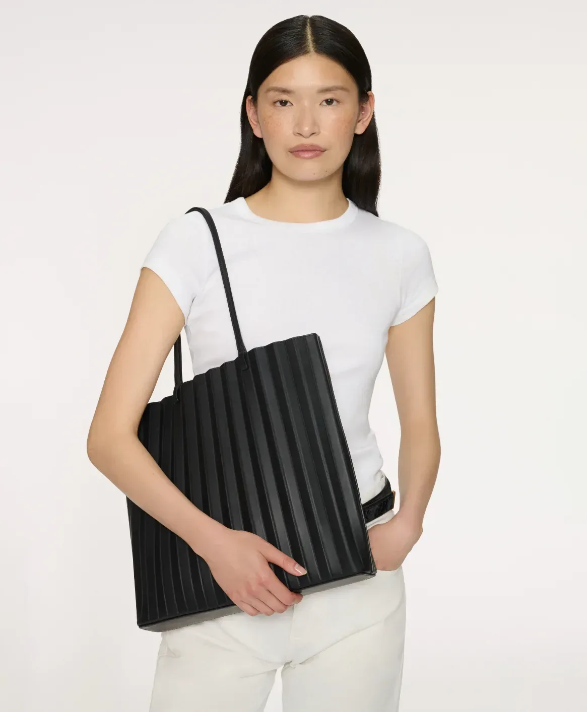 Large Pleated Filo Tote – Black/Flamma