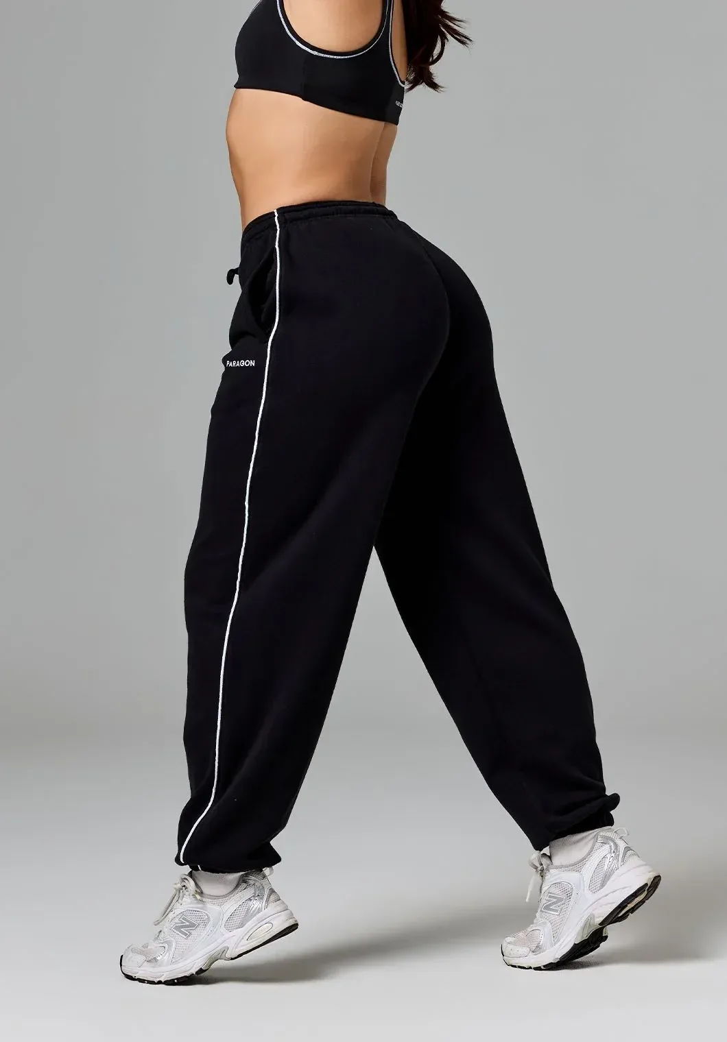 CloudEase™ ShapeLock™ Oversized Contrast Jogger Black