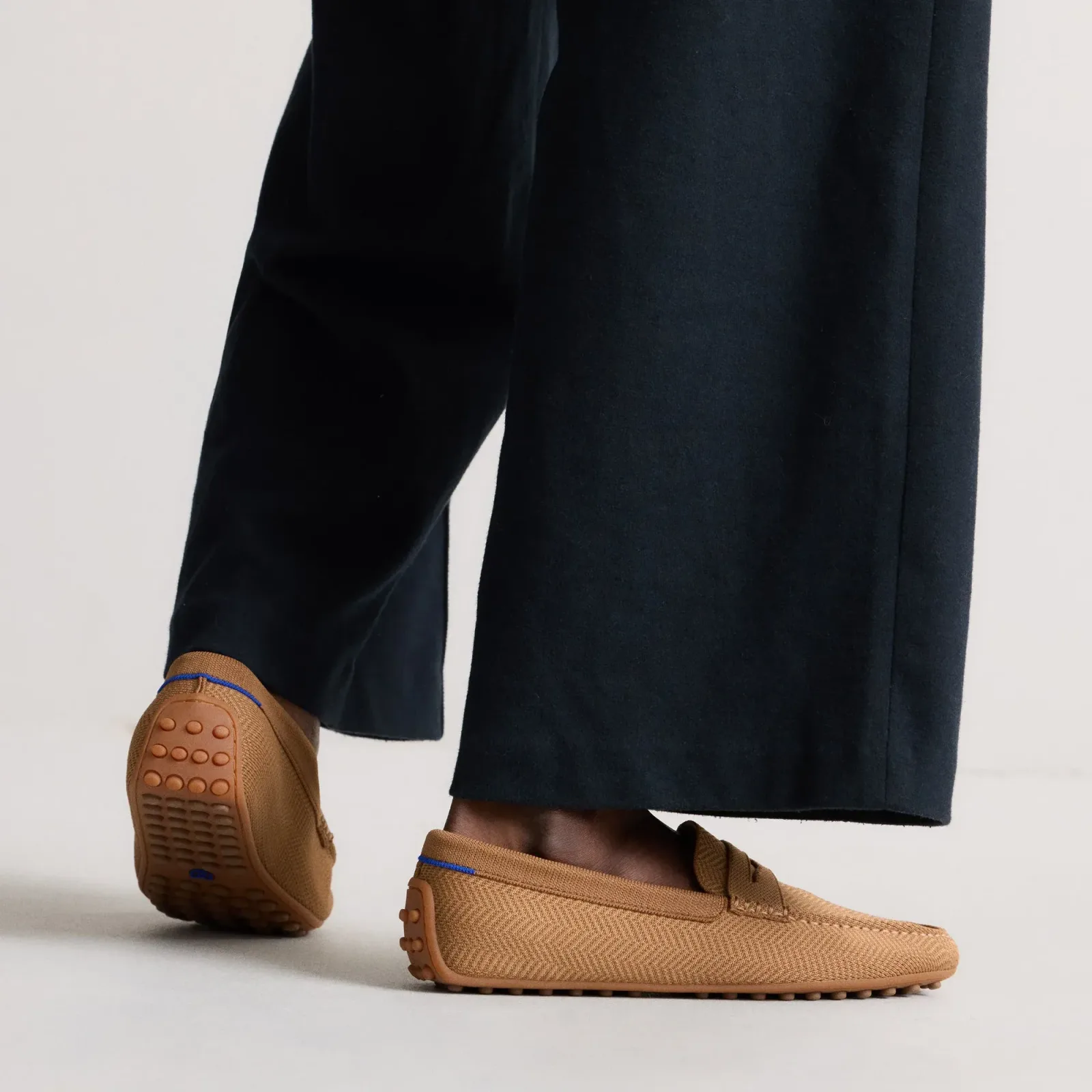 The Men's Driver – Oak Herringbone