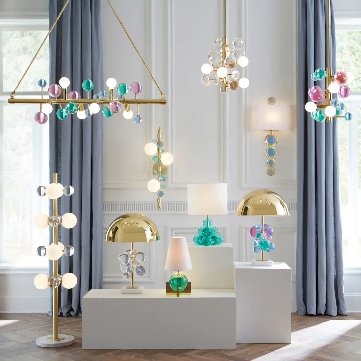 Globo Six-Light Linear Chandelier