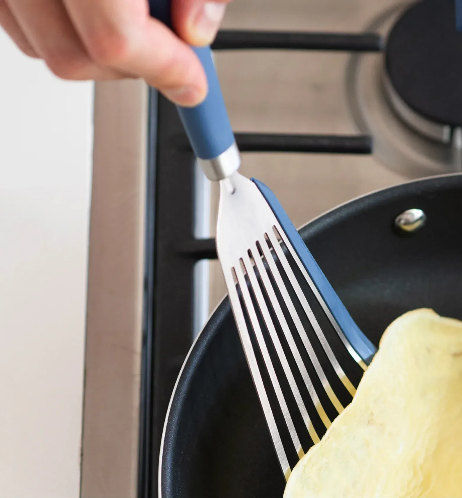 Silicone Fish Spatula – Blue