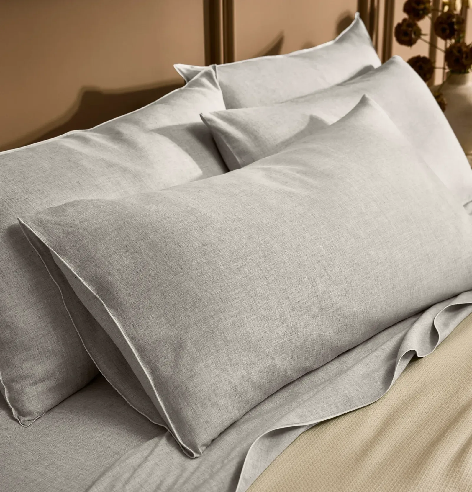 Elysian Cotton Cashmere Sheet Set – Heathered Fog/White Piped Edge